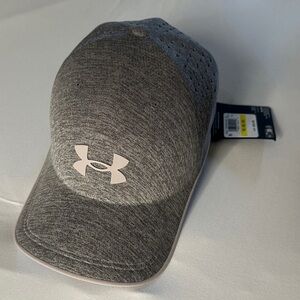 Under Armour Heathered Gray Cap